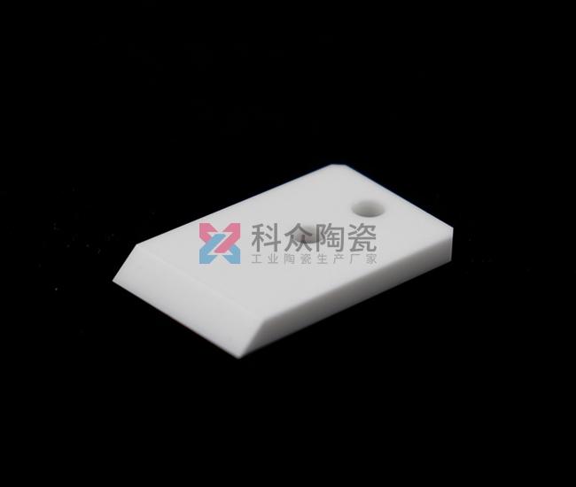 氧化鋯陶瓷產(chǎn)品有什么性能優(yōu)勢(shì)呢？（圖）