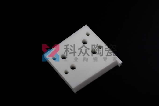 氧化鋯陶瓷在工業(yè)，醫(yī)療等多個領(lǐng)域證實是可靠